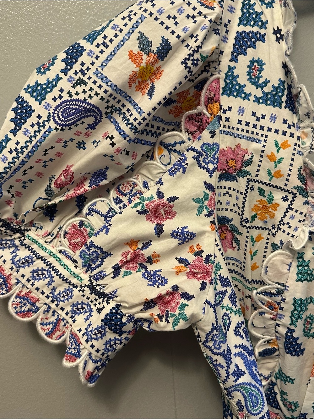FARM Rio White Multi Floral Print Short Sleeve Romper - Picture 7 of 9